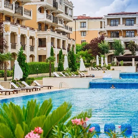 студио в затворен комплекс *