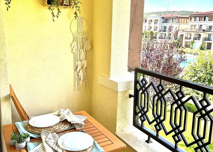 Apartment студио в затворен комплекс *